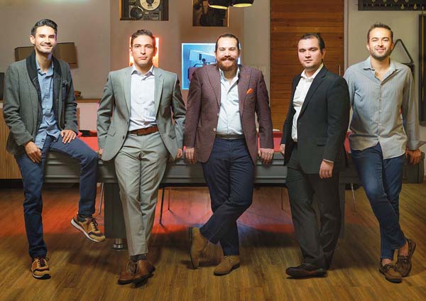 ForoJuridico's tweet image. En esta tercera edición de #AbogadosDisruptivosMx reconocemos a 15 emprendedores que con sus ideas y acciones están revolucionando la industria legal en México.            @zjersain @lablegal101 @LegalTechmx @FIDOescrow