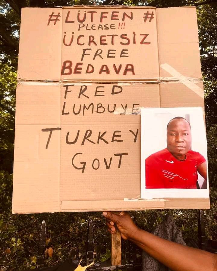 UgandaIsBleedi7's tweet photo. @trpresidency @RTErdogan #FREEKAJJUBIFREDLUMBUYE https://t.co/ZBTym8Ozuh