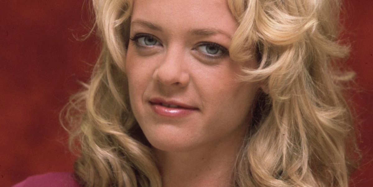 Tragic final days of That '70s Show's Lisa Robin Kelly as she die...