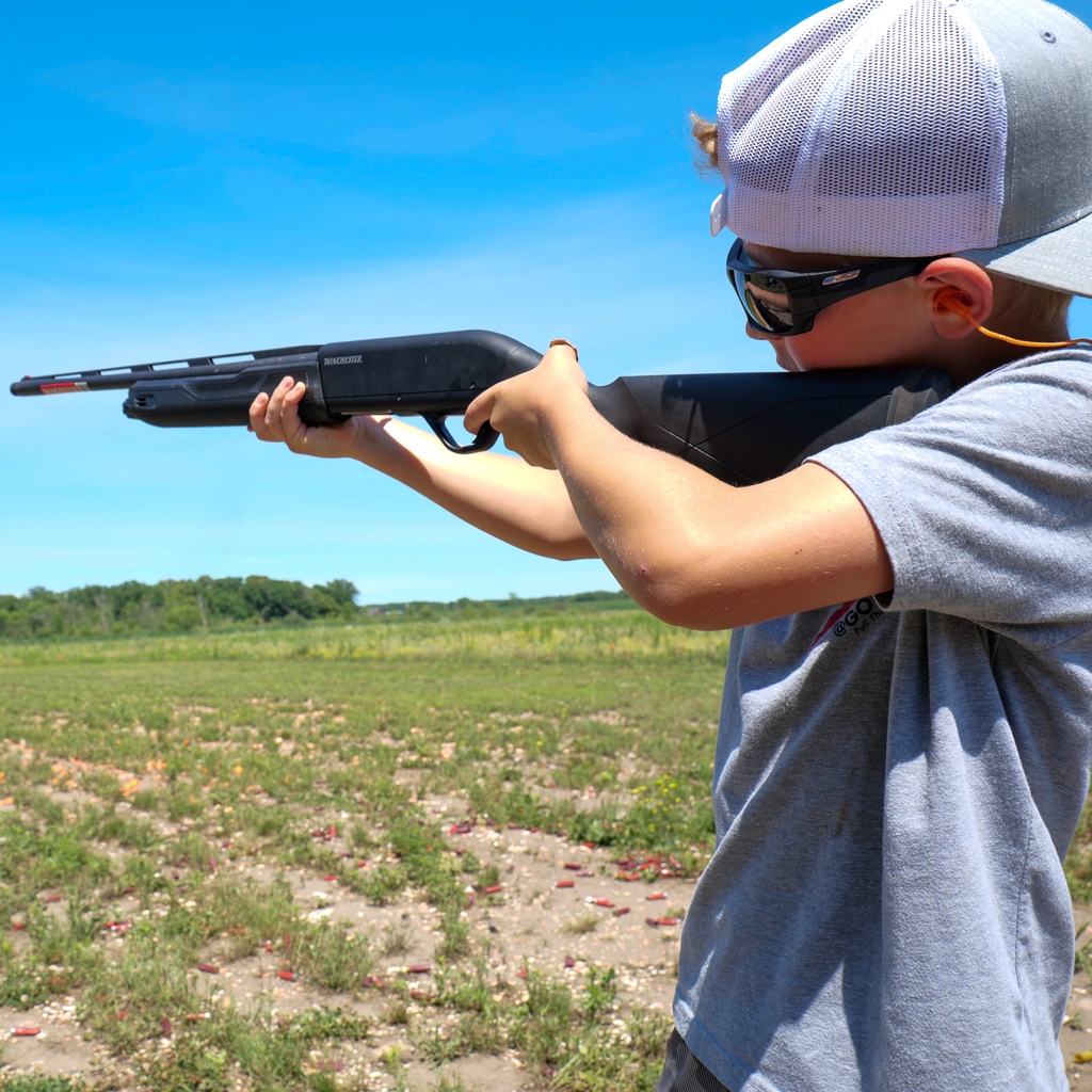 GouldBrothers's tweet photo. If you want to start em young, a compact shotgun is the way to go. Steve just released a comprehensive review of the Winchester SX4 20ga compact along with his son on the Target Focused Life youtube channel. Check it out! https://t.co/4DHnTJAGjU https://t.co/jJwLbYyPL8