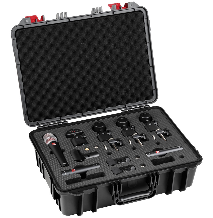 soundonsoundmag's tweet photo. **WIN**
Your chance to win an amazing sE Electronics Mic Bundle, of 9 Microphones worth £1449
To enter visit https://t.co/kXLmuVHsc7 by the 3rd of Sept '21
Prizes kindly donated by @sE_Electronics
#semics #seelectronics #microphone #music #singer #songwriter #recording https://t.co/tN3PjMziDW