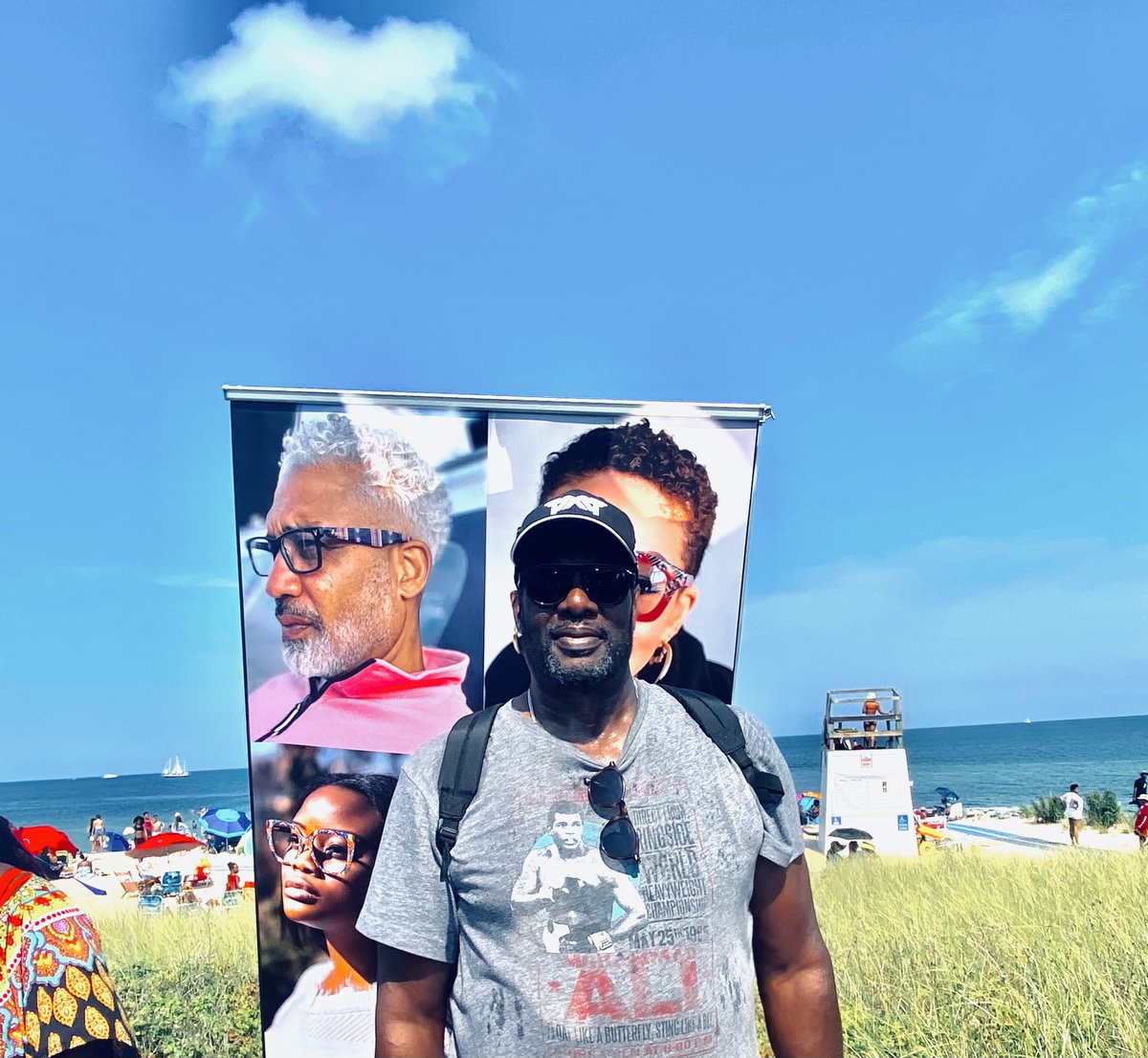 VontelleEyewear's tweet photo. Vontélle x Inkwell x HBCUs
Great time! Met some wonderful new friends and Eyewear Enthusiasts
#vontelle #vontelleeyewear #inkwell #hbcu #morganstateuniversity #bearsonfire #beach #betterfit #handcrafted #textiledesign #prescriptionglasses #pattern #glasses #sunglasses #eyecon https://t.co/TQI6SPedLC