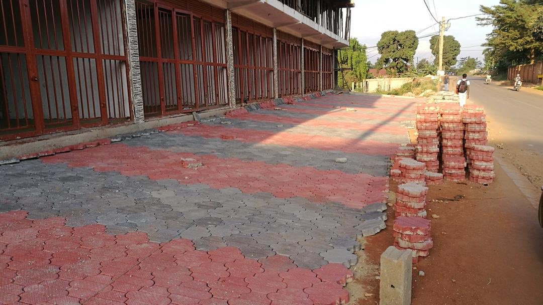 maykop_cic's tweet photo. Work in Progress!!! DM for all pavers supplies n works. #pavers #compounddesign #landscaping #constructionindustry #interiordesign https://t.co/6oyZKQULpb