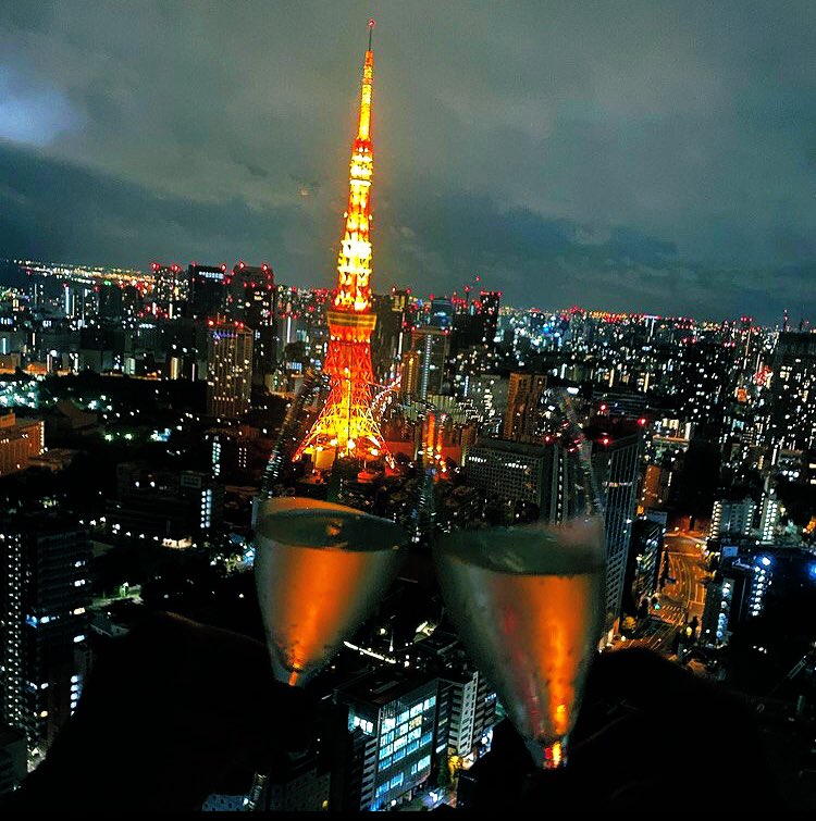 Rei2521's tweet photo. 誕生日迎えました🙇‍♂️
荒野行動は垢も売ってあんまりやりませんが これからもよろしくお願い致します🙇‍♂️
皆様もコロナに気をつけて！
皆様方に幸あれﾌﾚｯ*⸜(  ॑꒳ ॑  )⸝*ﾌﾚ https://t.co/FvKp1381dL