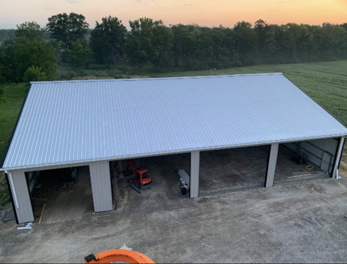 NationalBuildi2's tweet image. Aaaaand we're done in Wainfleet. Just waiting on the door company to come in and install.
Good work crew!