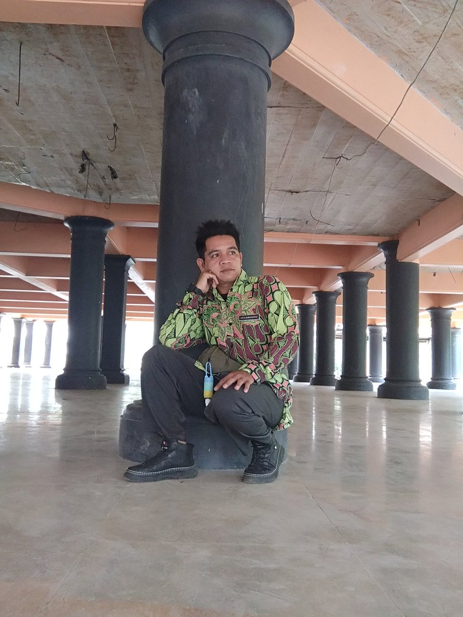 TatraZola's tweet photo. Hanya butuh kehangatan https://t.co/PQsMIAg5tF