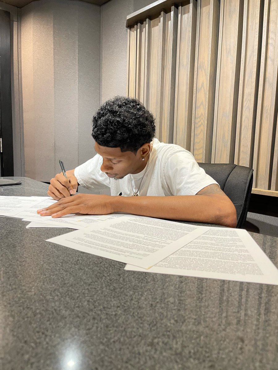 Eat It Up Champ 🥊 tweet media