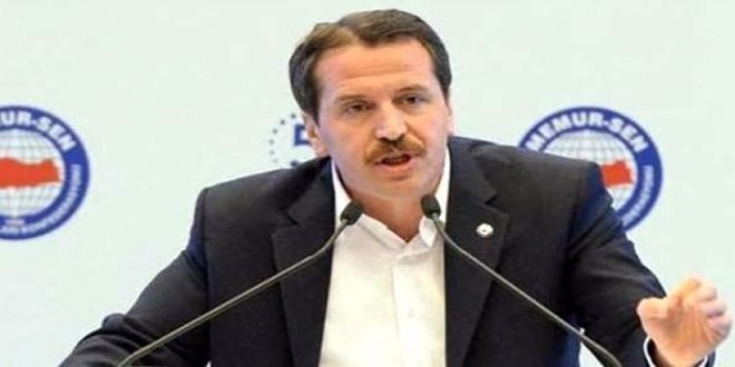 Bu güne kadar memur adına ne yaptınız ki gram faydanız olmadı, tek yaptığınız iş liyakatsiz yandaşları idareci olarak iş başına getirmek. Memurların başına gelmiş en büyük felaketsiniz. Suç sizin değil ki suç bunları göre göre arkanızdan koşanların...  #MemurTeklifiKabulEtmiyor