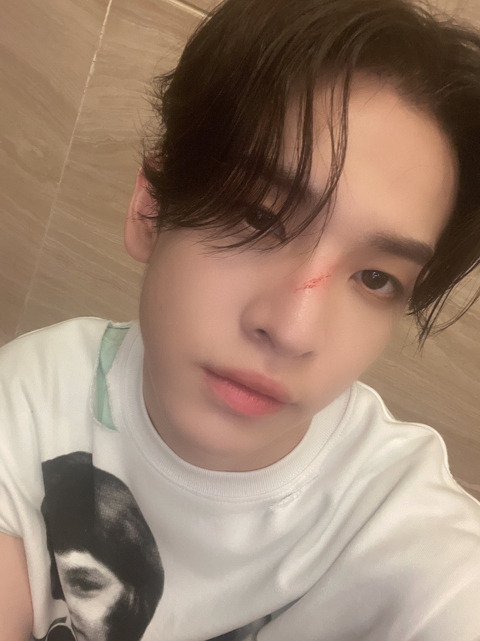 E8mBIksUYAEVutX?format=jpg&name=large