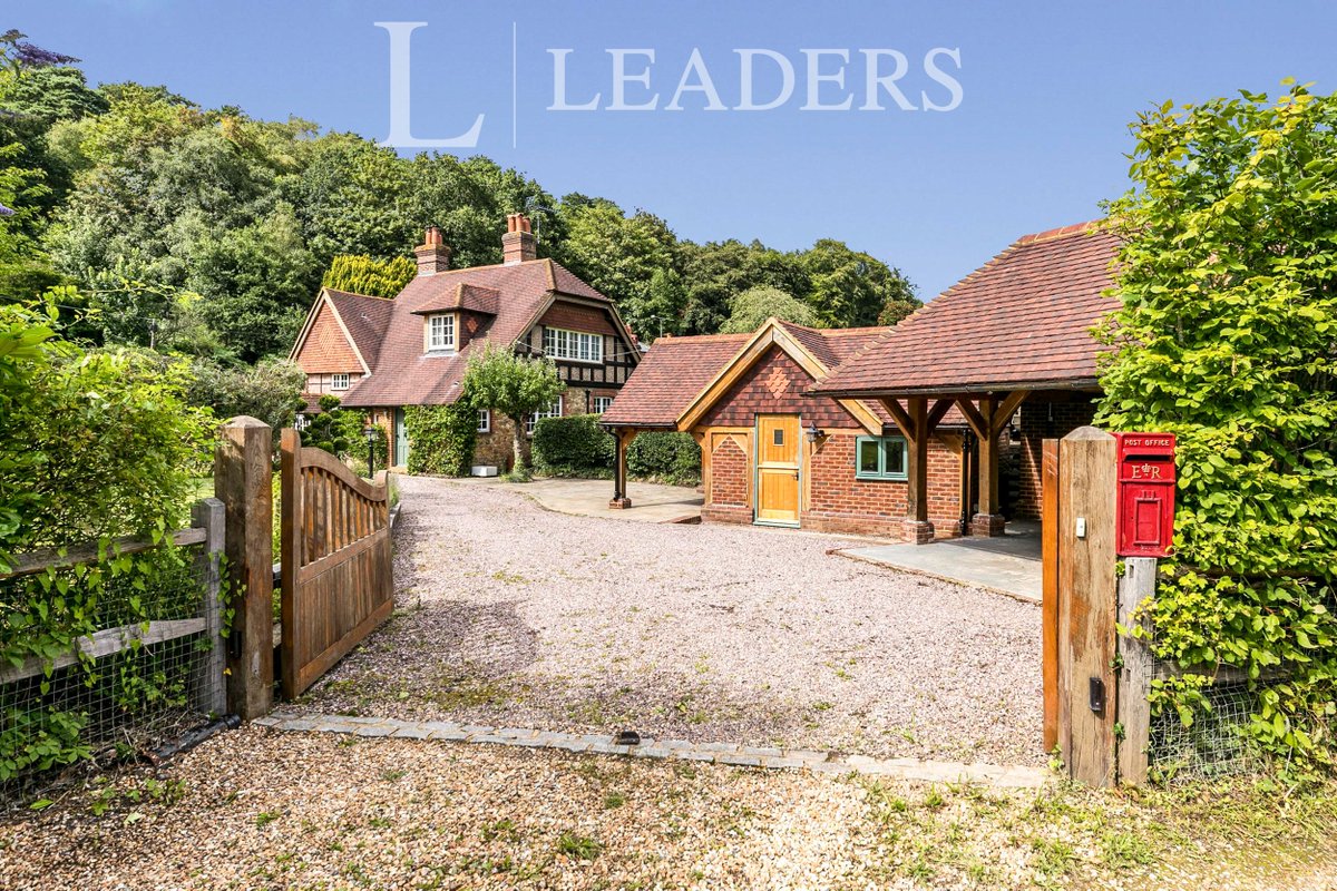 ***LET ON FIRST VIEWING***
This beautiful country cottage nestled at the foot of the Surrey Hills national park was not shy of interest. 

LET for £2600pcm
#lettingagents #tenants #landlords #housingmarket #housing #nationalpark #Cottage #countryside #countrylife #countryliving