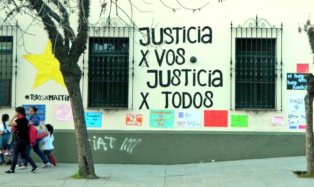 cclarip_'s tweet photo. A Martín lo mataron hace 5 años unos tipos que tenían que estar presos pero sabrá Dios y la justicia porqué estaban libres. Tenía 16  años, una vida por delante. Fue (y es) una de las mejores personas que conocí en mi vida y un gran amigo. Justicia por Martín Scaldafferro siempre https://t.co/02siBpfJya