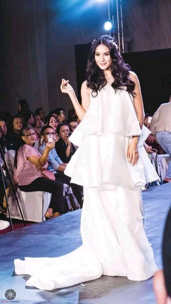 ForQueenSteffi's tweet photo. You look so beautiful in white 💕
#SteffiForMUP2021
#MissUniversePhilippines2021
#Steffi
#Queendera
#SteffiAberasturi https://t.co/oCeIoSzvZ3