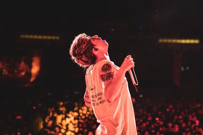 __Raaven__'s tweet photo. « 𝐒𝐨𝐦𝐞 𝐨𝐟 𝐭𝐡𝐞 𝐛𝐞𝐬𝐭 𝐭𝐡𝐢𝐧𝐠𝐬 𝐢𝐧 𝐥𝐢𝐟𝐞 𝐚𝐫𝐞 𝐛𝐨𝐫𝐧 𝐟𝐫𝐨𝐦 𝐭𝐡𝐞 𝐚𝐬𝐡𝐞𝐬.. »

- 𝗢𝗻𝗲 𝗢𝗸 𝗥𝗼𝗰𝗸 | 𝑈𝑛𝑓𝑜𝑟𝑔𝑒𝑡𝑡𝑎𝑏𝑙𝑒 

#ONEOKROCK https://t.co/ppfF3J9qHJ