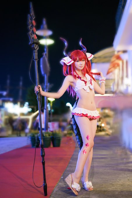 Twitterのコスプレ画像15