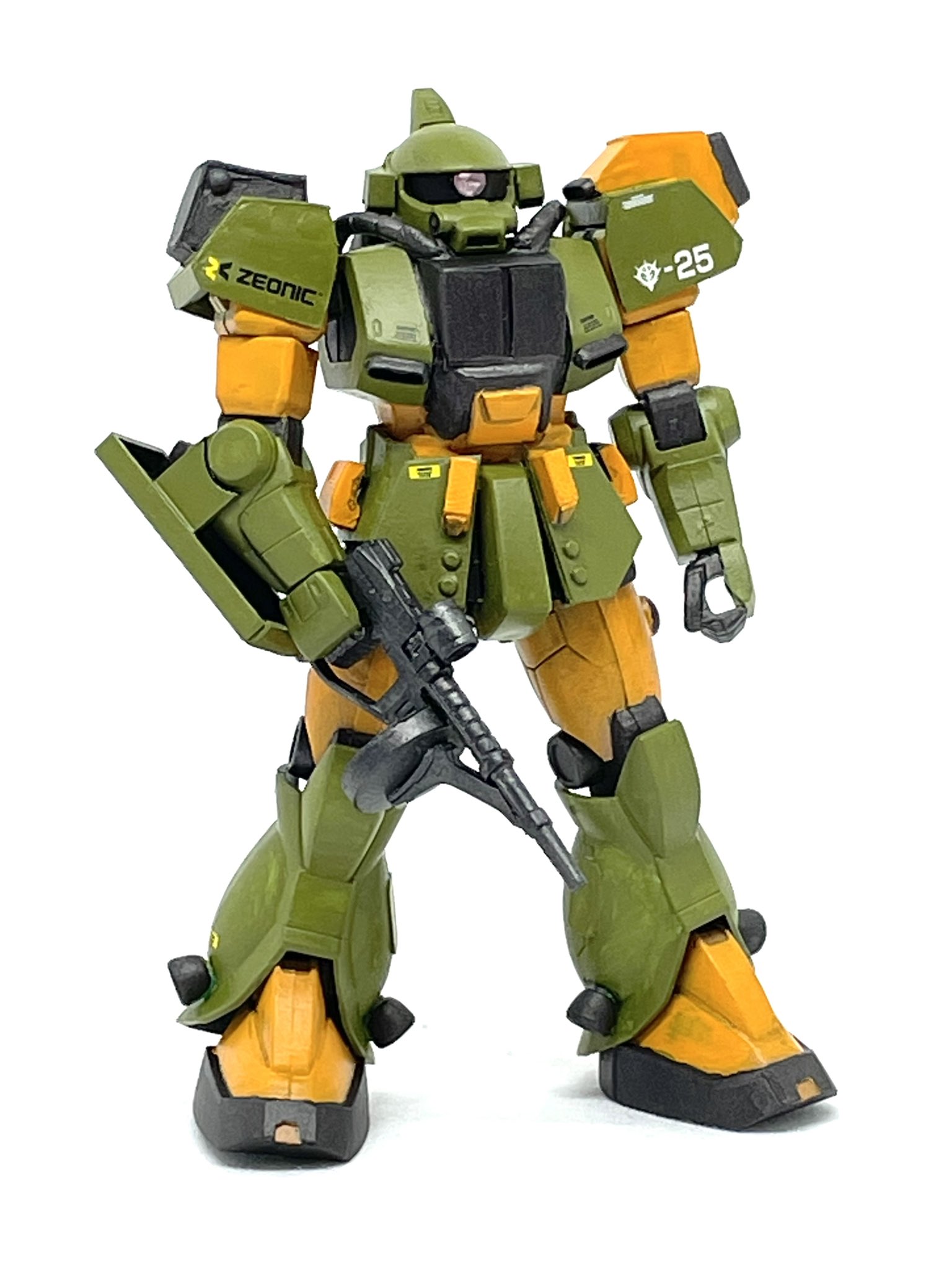 Gpo144 Twitter પર 作品名 プロトタイプザク 300円のfgザクで作成しました 正式名称は Ms 04 プロトタイプ ザク M Msvの一機です ザクのプロトタイプ 左右非対称の肩アーマーと 独特のカラーリングが特徴です Gbcj21 みんなで宇宙世紀 一般の部