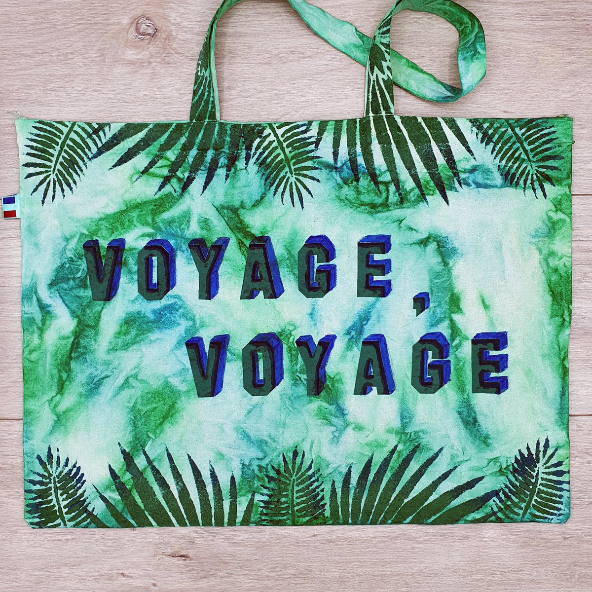 LPPigments's tweet photo. #boxmensuelle #loisirscreatifs #diy #produitsfrancais #nature #ecofriendly #onatousdutalent #faitmain #setacolor #pebeo #peinturetextile #customisation #vacances #sacdiy #tuto #diyidee #sacdeplagepersonalisé #pochoir #edding #bohin #thermocollant #merceriecreative https://t.co/TDKkFs3v0S