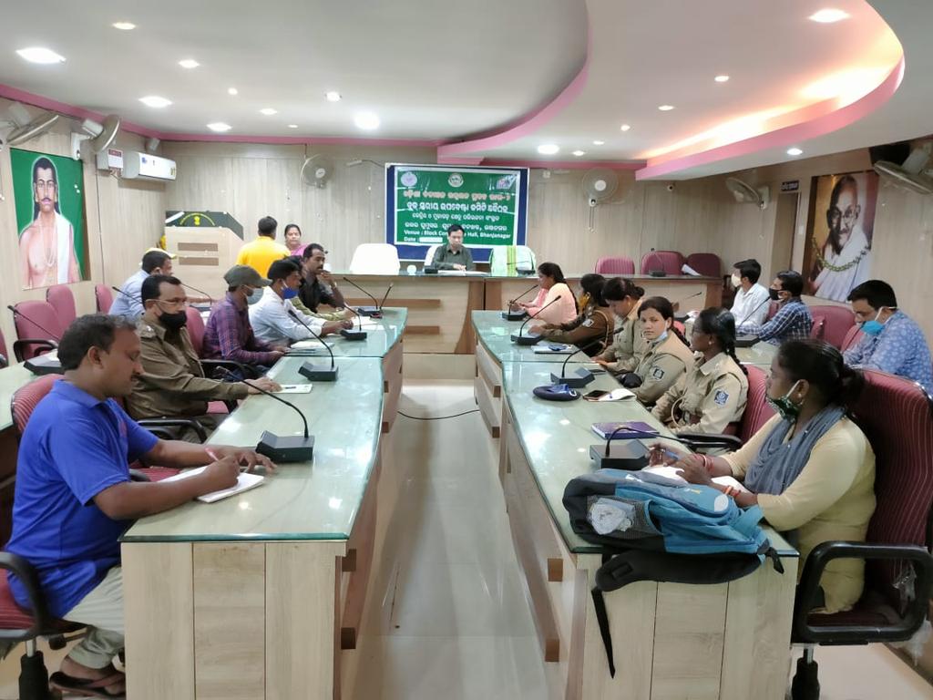 HariPab's tweet image. Thanks to the Block Administration, Bhanjanagar and line dept. for proactively participation in convergence work in the VSS Villages under OFSDP-II. Today&apos;s all dept. committed to extend their support in the 12th BLAC Meeting @ghumsurnorth @RBerhampur @DRDAGanjam @Ganjam_Admin