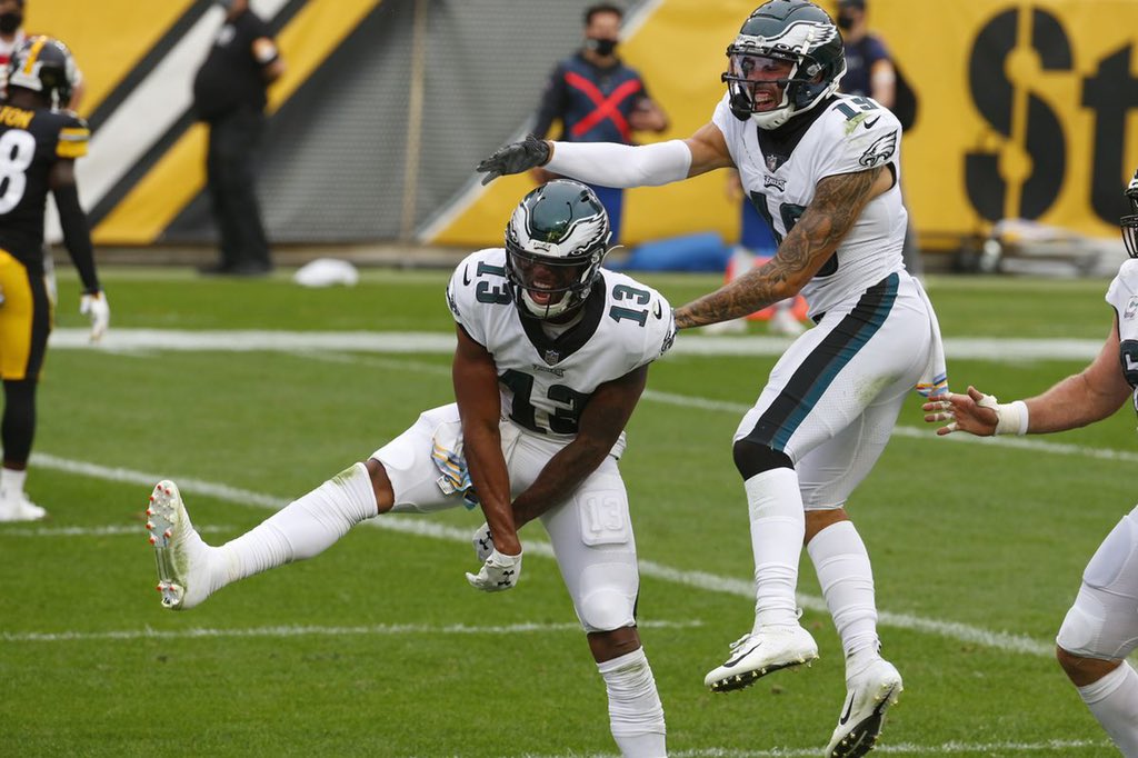 THE PHILADELPHIA #EAGLES PLAY A FOOTBALL GAME TODAY