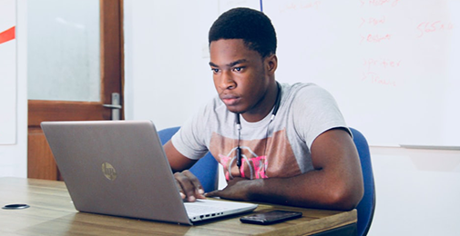 Begin het nieuwe schooljaar goed met de Back to School deals van HP! Check de acties en pak tot €150,- korting op laptops, printers en accessoires: buff.ly/2lUbNRG