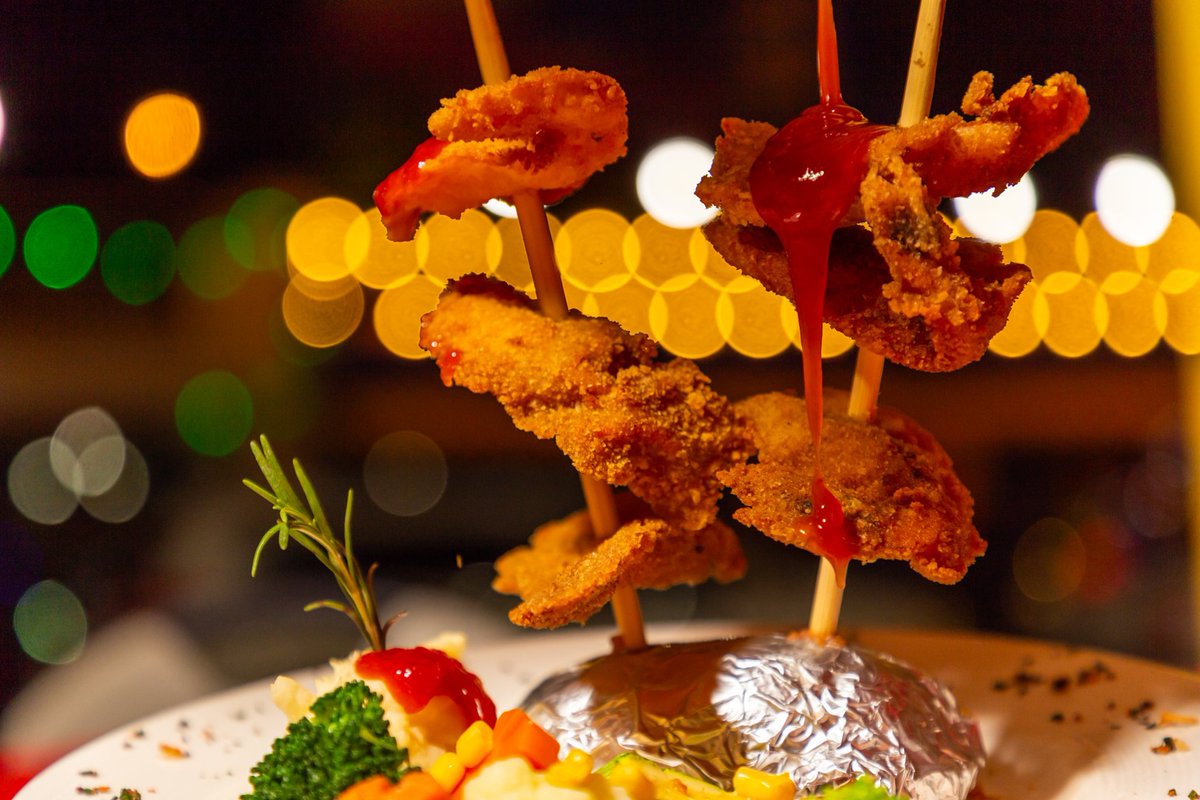LaMalqueridaCSL's tweet photo. Not only is the food delicious, our presentation is pretty strong, too!

#seafood #cabosanlucas https://t.co/0XH0yBp9Eb