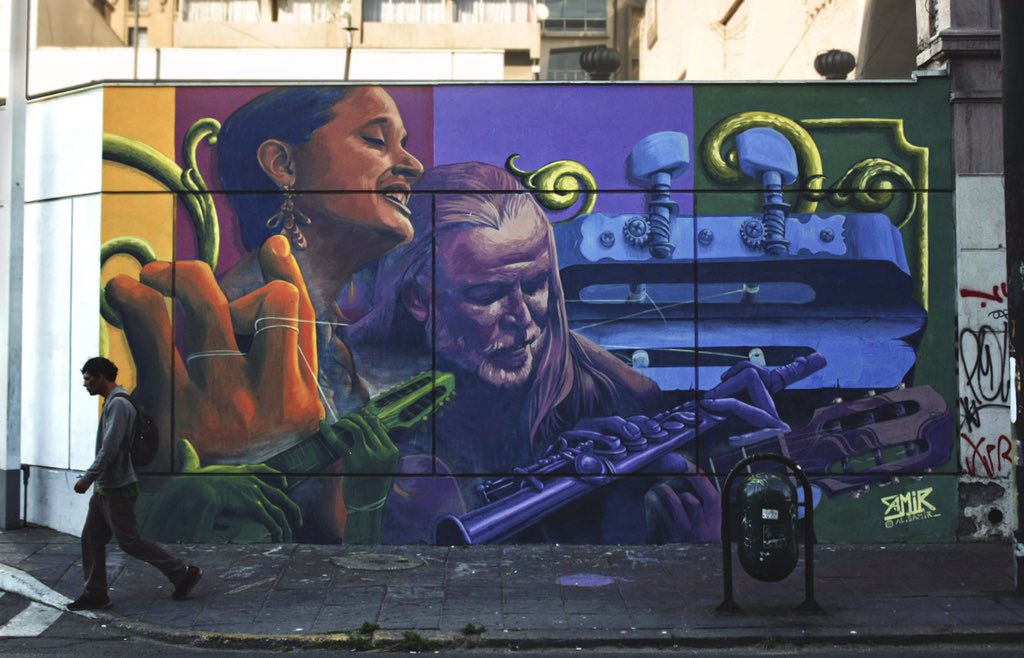 samirguzman's tweet photo. “Murales que cantan” trabajo que realice a fin de 2019 en Valparaíso @Pascualailabaca @LosJaivas_Chile @TeAmoValpo https://t.co/KZI3LAdncr