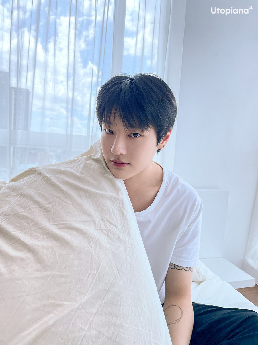 WOODZ Birthday MD 비하인드컷 4탄 
생일 MD 판매가 4일 남았습니다! 지금 바로 유토피아나샵에 접속해 보세요.
utopiana.co.kr

WOODZ BIRTHDAY MD 4th Behind Cut
4 days left until the birthday MD sale ends! Go to Utopiana Shop now!
en.utopiana.co.kr

#WOODZ #조승연