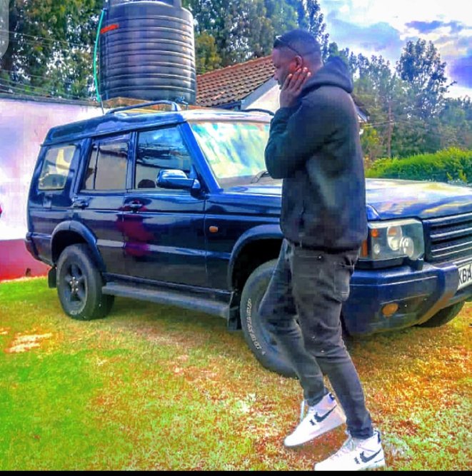 Itsmansura's tweet photo. Respect all but Fear none .
#Believe. #Hope. #Trust.
#Mtkenya #mtkenyaconservancy #animalorphanage #mtkenyagameranch #Nanyuki #Laikipiacounty #mtkenyawildlifeconservancy #magicalkenya #Tembeakenya #Creative #Creativeslife #Director #Creativedirector #Directorslife https://t.co/7vqEsmNKM1