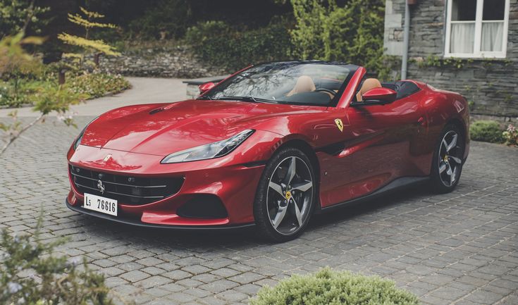 howard_soren's tweet image. ༻
𝐇oje eu vim ter o prαzer de experienciαr essα mαquinα. Senhorαs e senhores, eu vos αpresento α 𝐅errαri 𝐏ortofino.