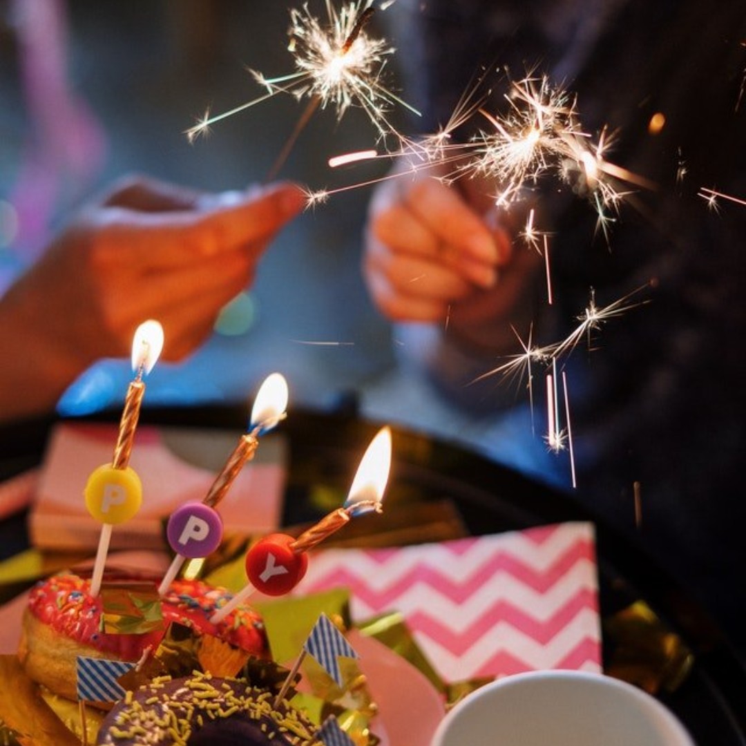 ShopEpsom's tweet photo. Who's birthday is in August?๐
#PartyWear #PartyIdeas #PartyDecorations #PartyTime #PartyFood #PartyDecor #PartyCake #PartyInspiration #PartyStyling #Balloons #PartyBalloons #Birthday #BirthdayBalloons #Occasion #SpecialOccasions #Banners #Bunting #PartyAccessories #Epsom https://t.co/tnjicBxFsA