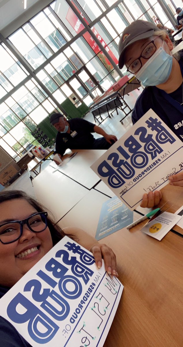 ImeenMV's tweet photo. #SBISDPROUD of my ESL team here at @LandrumMS @SBISD https://t.co/B6xVjHv0FO