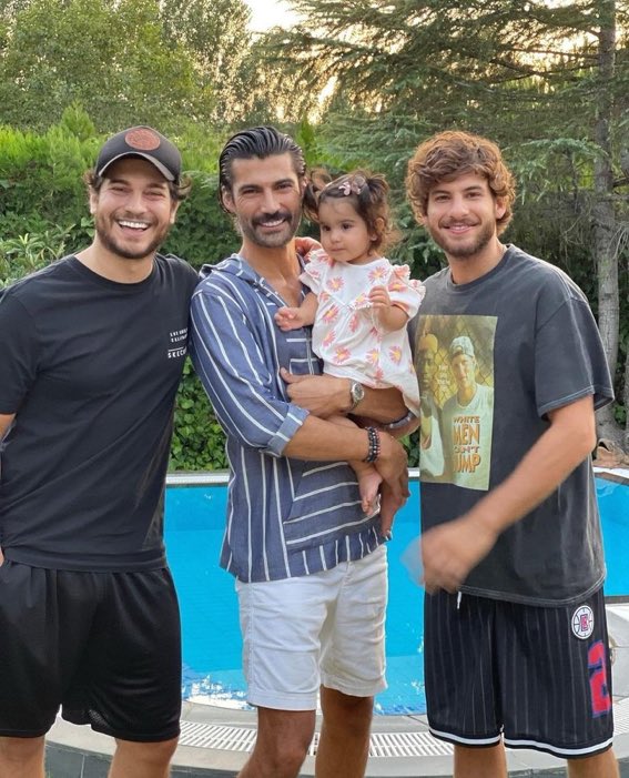 Oyyy balll yüzlü☺️✨ <a href="/cagatayulusoyy/">Çağatay Ulusoy</a>