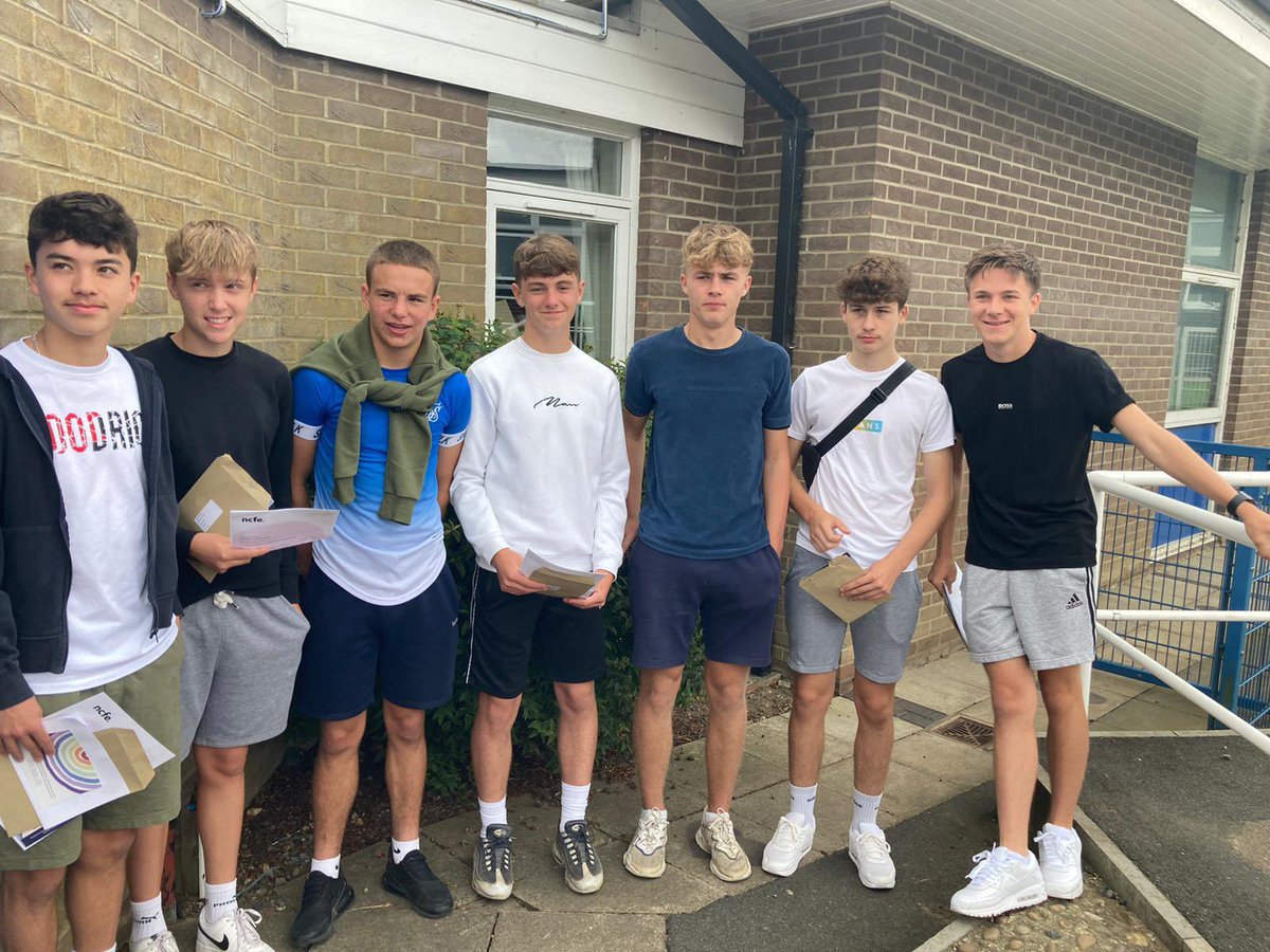 StBenetsMAT's tweet photo. Well done to all our hard working students and dedicated teaching staff. #GCSEs2021 #exams #ASHScommunity https://t.co/dA7kjam4YS
