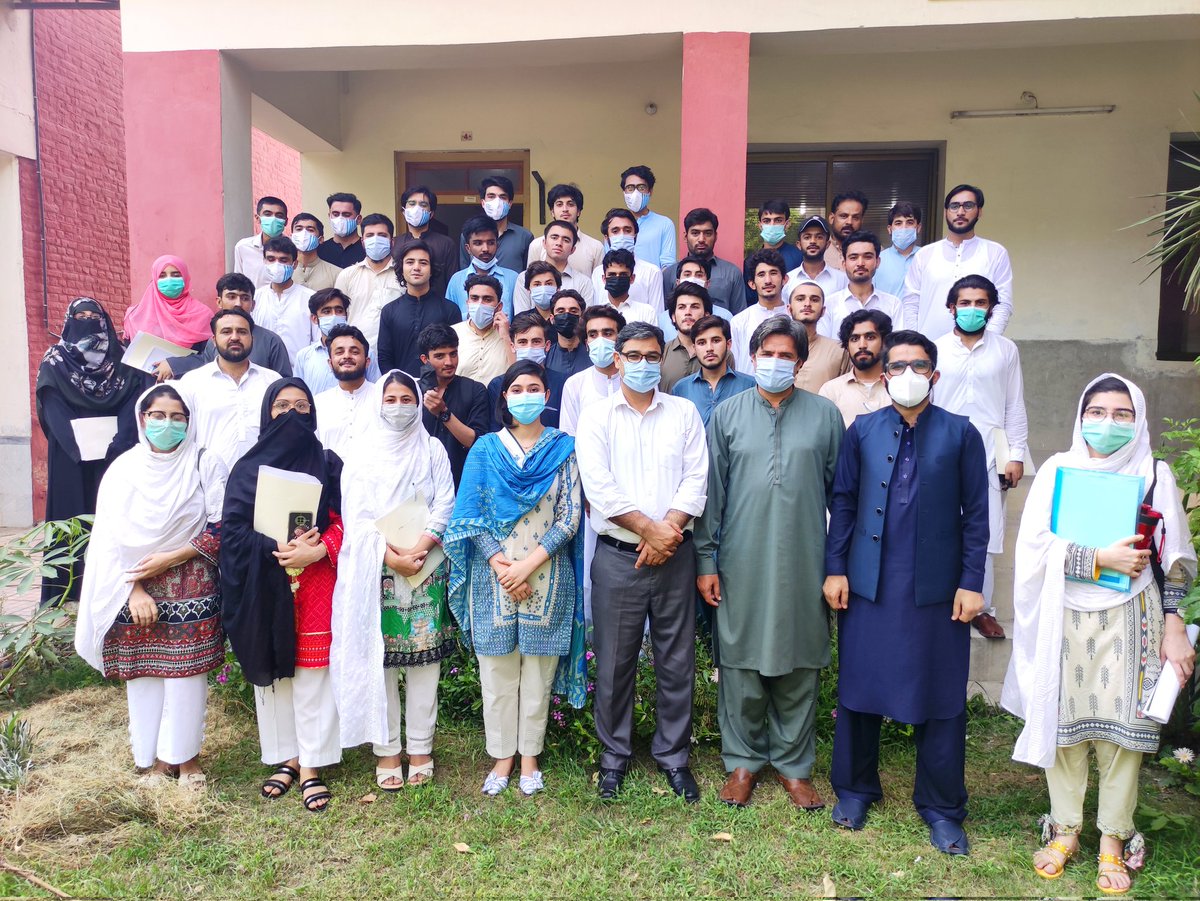 ModelCCI's tweet photo. The participants were also briefed about the #Pakistan political system, Constitutional history and democratic devolution after the #18thConstitutionalAmendment.

More pictures of the event at: https://t.co/tcdW9RkEIo https://t.co/BNajAUJYXR