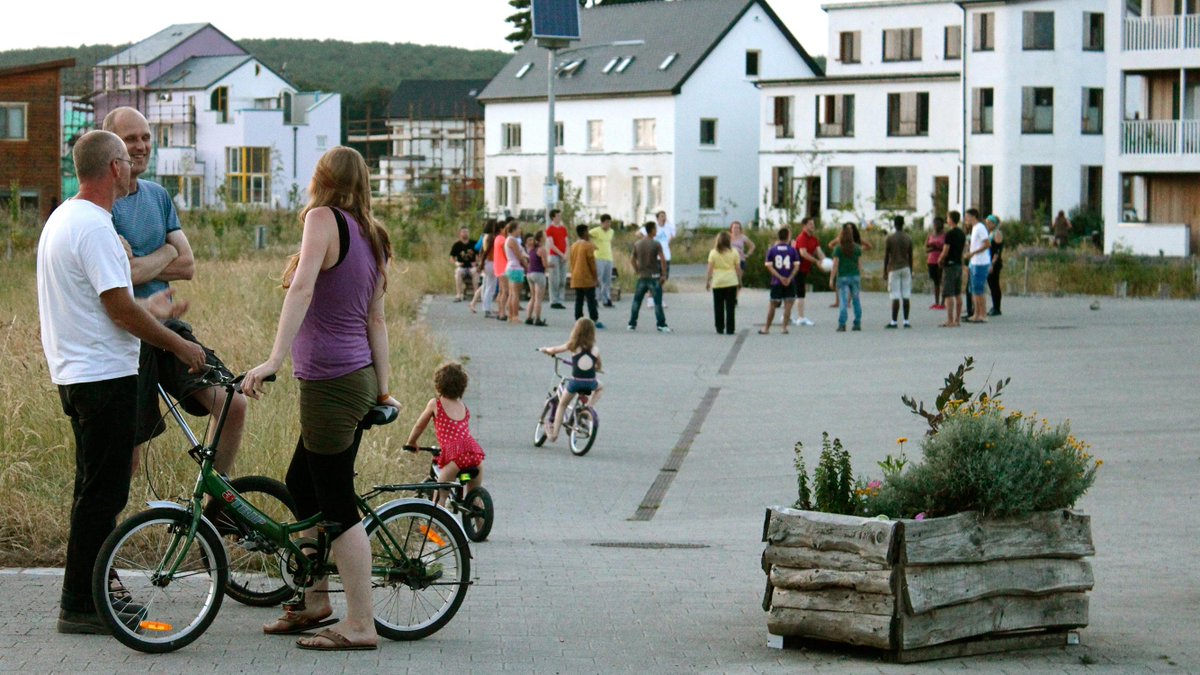 Do you have ideas on how we can strengthen our towns and villages as strong, attractive and vibrant centres to live, work and visit? The Draft Tipperary CDP is now on public display and we want to hear your ambitions for Tipperary's towns and villages. consultations.tipperarycoco.ie/consultations/…