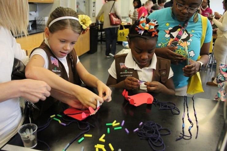 Happy #InternationalYouthDay to our Girl Scouts!💚

For over 100 years, Girl Scouts has given girls the tools to lead, break barriers, and create positive change. 𝑇ℎ𝑒𝑠𝑒 𝑎𝑟𝑒 𝑡ℎ𝑒 𝑔𝑖𝑟𝑙𝑠 𝑎𝑛𝑑 𝑦𝑜𝑢𝑛𝑔 𝑤𝑜𝑚𝑒𝑛 𝑤ℎ𝑜 𝑑𝑟𝑒𝑎𝑚 𝑏𝑖𝑔 𝑎𝑛𝑑 𝑑𝑜 𝑏𝑖𝑔𝑔𝑒𝑟.