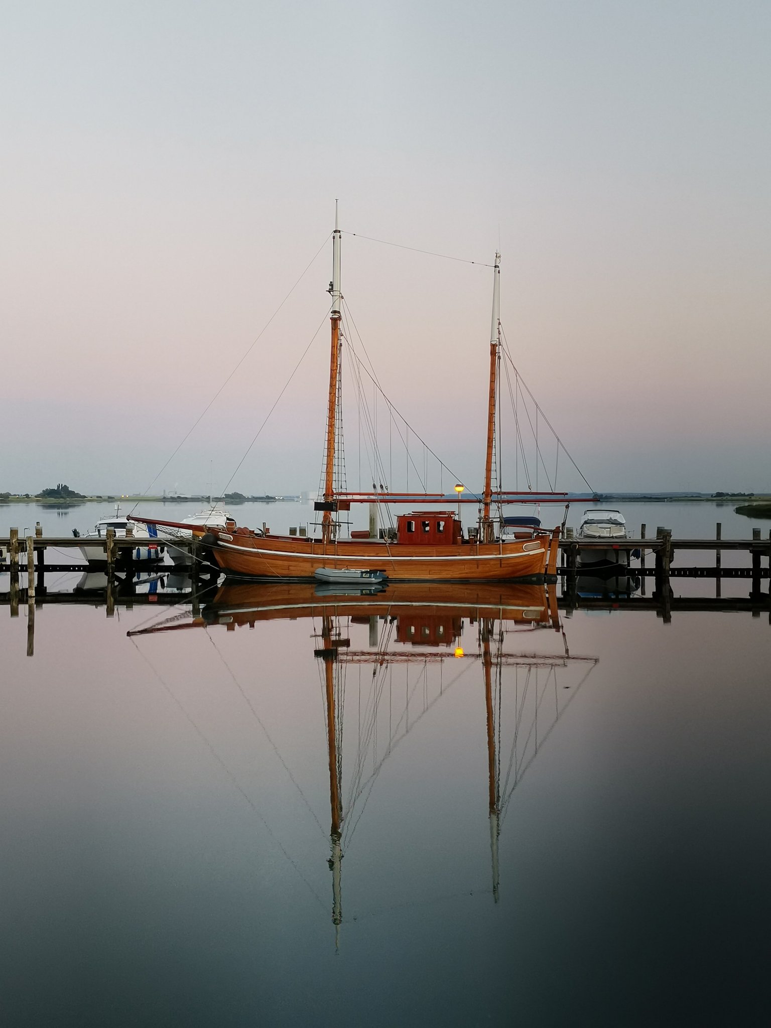   Happy Birthday Maggie Lawson & and a sunset picture from German coast    