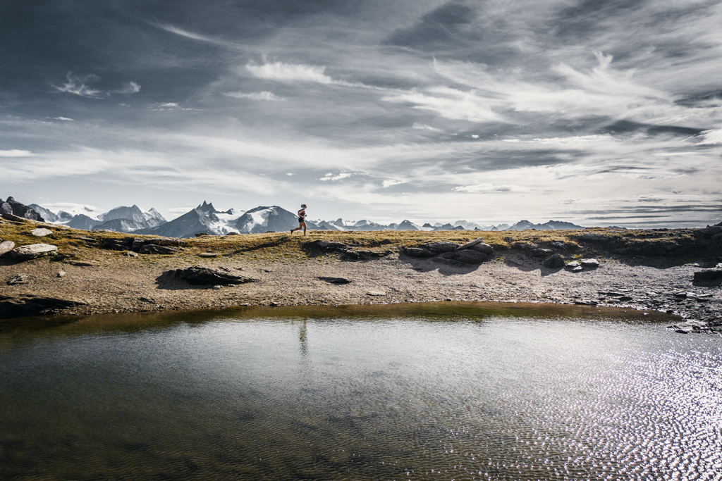 #BonPlanDécouverte: 20 itinéraires de trail balisés sillonnent le Val d’Hérens <a href="/valdherens/">Val dherens Tourisme</a> , offrant aux amateurs de course à pied l’opportunité de découvrir les paysages variés et les charmants villages de montagne de la région. myswitzerland.com/fr-ch/decouvri…

#IneedSwitzerland