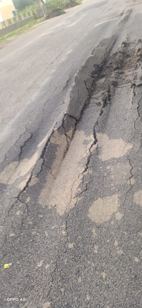 Sector168Noida's tweet photo. Some very beautiful pics of internal road @Sector168Noida , yes this sector is in noida and atleast more than 50 reminders sent to @noida_authority but this 7 year old road is still waiting fr it's first resurfacing...wish tat the roads don't turn accidental @CPCB_OFFICIAL #noida https://t.co/Wvc0CnoHQq
