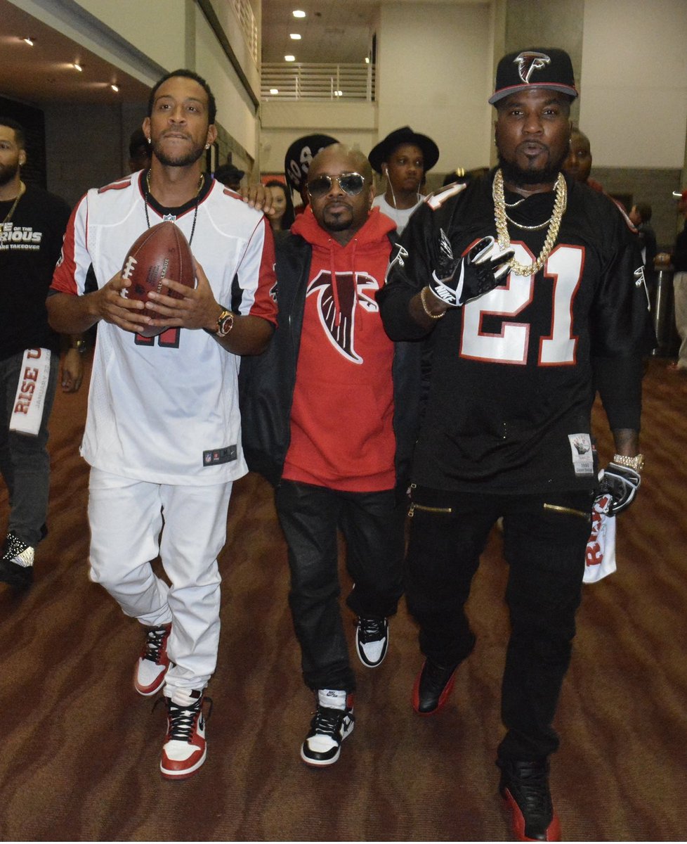 jermainedupri's tweet image. Halftime show in the NFC Championship Game between the Atlanta Falcons and the Green Bay Packers at the Georgia Dome on January 22, 2017