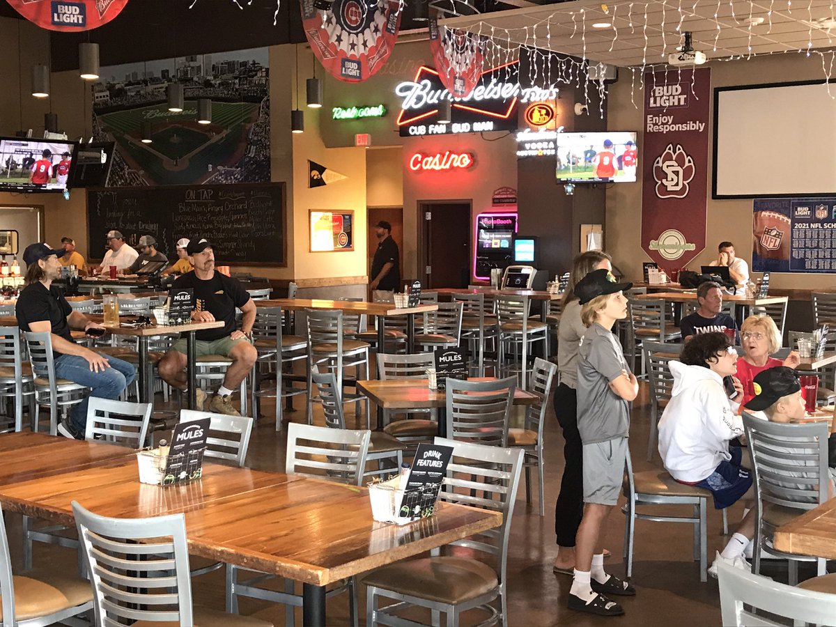 Shenanigans bar hosting watch party for Sioux Falls Little League’s regional game in Indianapolis