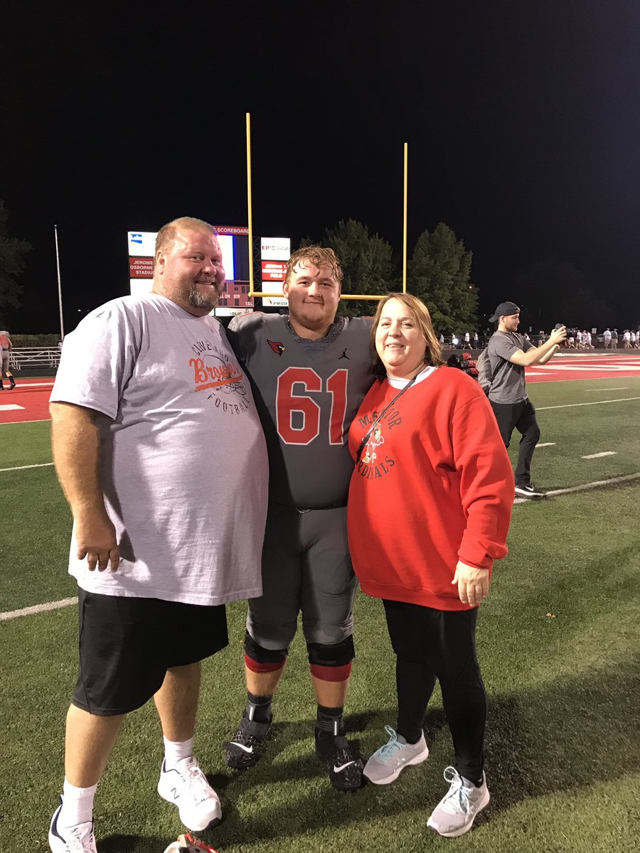 tshea233's tweet photo. Don’t know where to start without you. You made me the way I am today and couldn’t be more blessed. Happy birthday Dad continue to watch down on me and I’ll continue to make you proud. Love you and again happy birthday dad ❤️🕊 https://t.co/92Imi4V5Vy