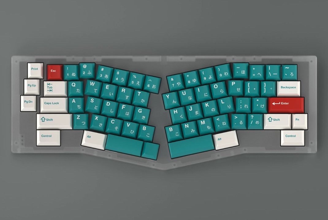 leonardodamouse's tweet photo. My version of GMK Deku on a mouse!
Mouse: @logitechg Superlight
Mods: Kailh GM8.0 and Tiger Ice skates from @AddiceInc
Theme: GMK Deku (couldnt find designer’s handle)
Mousemat: @blackriver35
Keyboard: @KeyKeyboards
Keycaps: ePbt Olivetti
#deku #mha #myheroacademia #dekuart https://t.co/rJtuHMB8pS