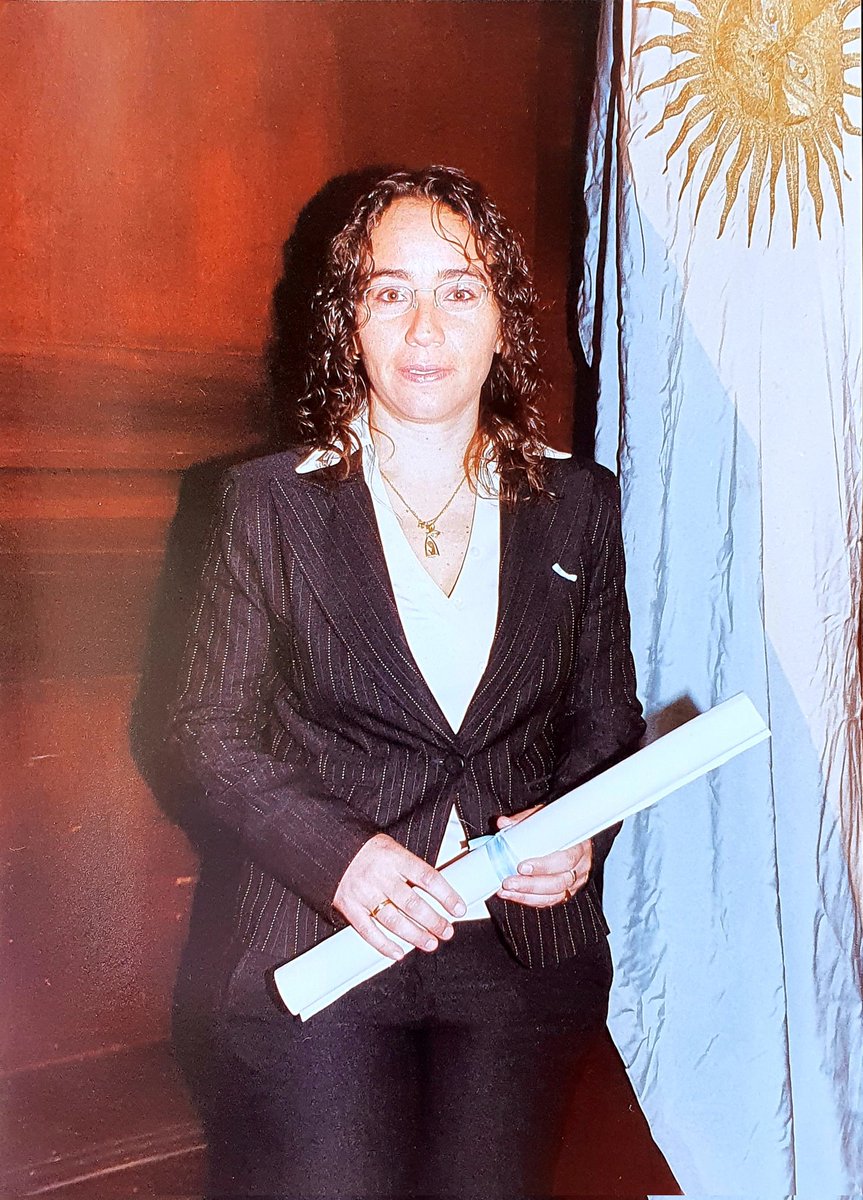 nvgallucci's tweet photo. Felices 200 años!!! Orgullosa de ser egresada de la UBA!! #OrgulloUBA #UBA200 #MiFotoEnLaUBA @UBARectorado @UBAonline https://t.co/nexryERyPa