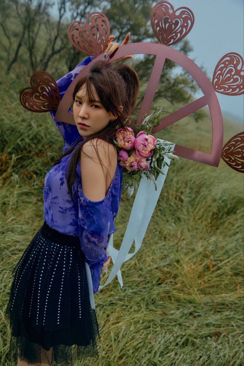 โอ้ย posture ดีมาก T-T หน้าสวยแบบปัง *หอมแก้ม*