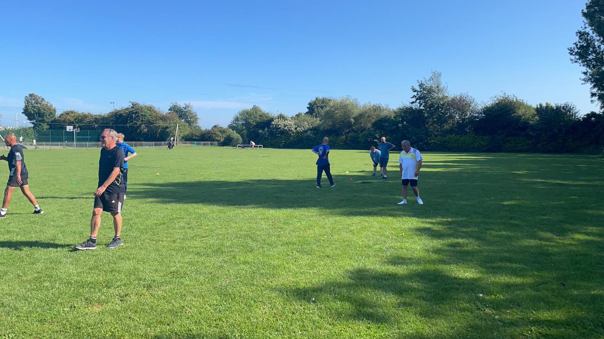 Walking football VYD style in the Hangleton sunshine with <a href="/KevGfootball/">Kev Green</a>