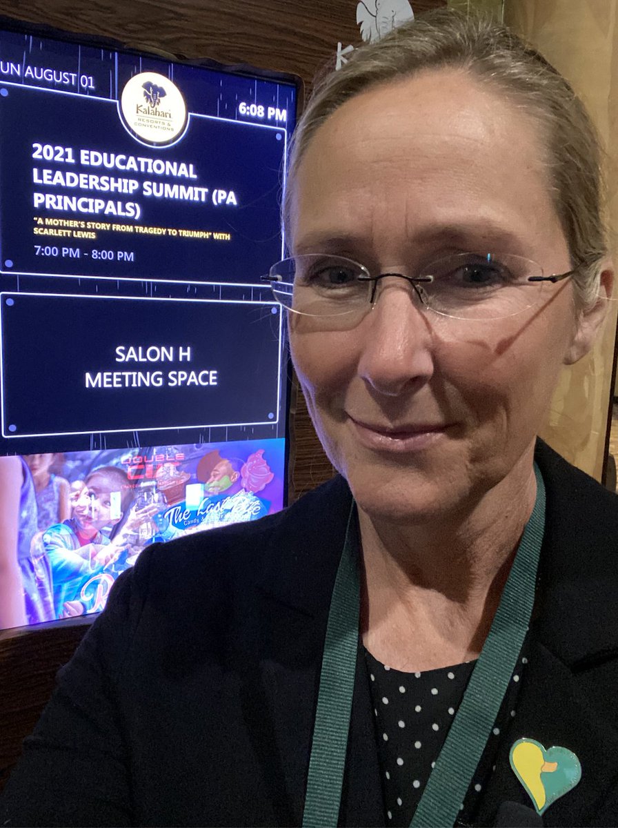 ScarlettMLewis's tweet photo. Throwback to last week when I was in Pennsylvania giving a keynote at the #2021EducationalLeadershipSummit for #PennsylvaniaPrincipals.
It feels great to be out and about again, spreading some much needed #NurturingHealingLove!
#ChooseLoveMovement #BePartoftheSolution https://t.co/dvrun8Z24X