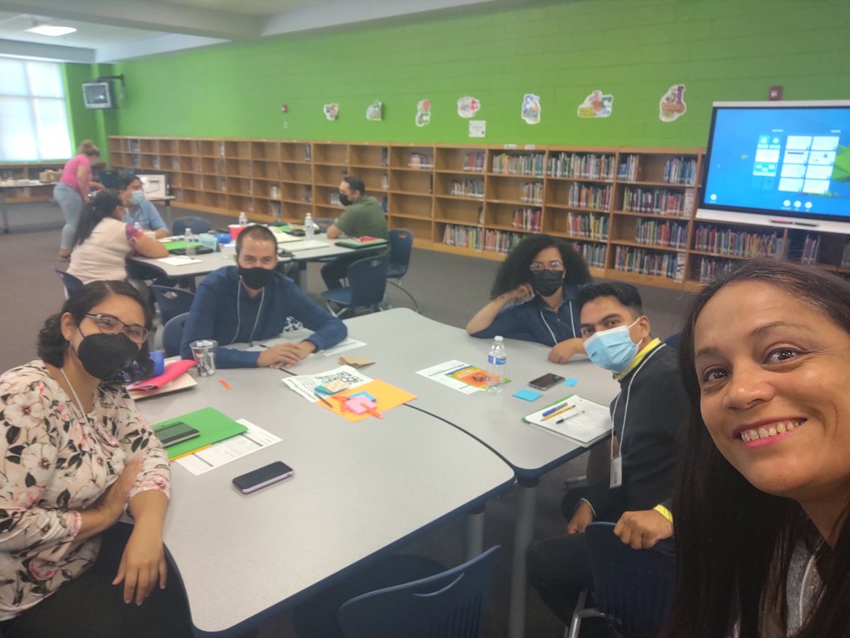 Learning and sharing with amazing Dual Language Immersion UCPS teachers. Let's do this! #UCPSDLI <a href="/WesternUnionES/">Western Union Elementary School</a> <a href="/PollyGlotPress/">DonnaPodgorny</a> <a href="/IreneZamoraSoto/">Irene Zamora Soto</a> <a href="/andreitabarbosa/">Andrea Barbosa</a> <a href="/ParticipateLrng/">Participate Learning</a>