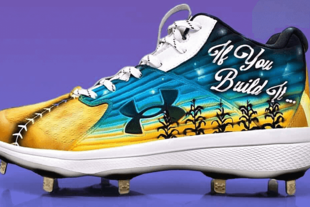 TheAthleticMLB's tweet photo. Yankees reliever Zack Britton designed "Field of Dreams" cleats to to help raise money and awareness for More Than Baseball.

The nonprofit helps minor-league players with food, bills, housing and other guidance.

More, via @Britt_Ghiroli: https://t.co/5AHbWL74FG https://t.co/EDl5824GrN
