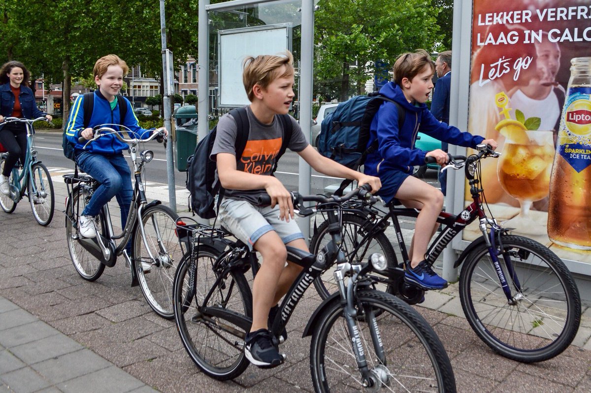 modacitylife's tweet photo. We are unable to operate a car for the first 16 years of our lives, yet we still build cities that require it.

By giving children a way to travel independently, we liberate them, and liberate their parents from the role of chauffeur thrawrted upon them.

https://t.co/zuNs8r2xya https://t.co/Ogzx8E1X1G