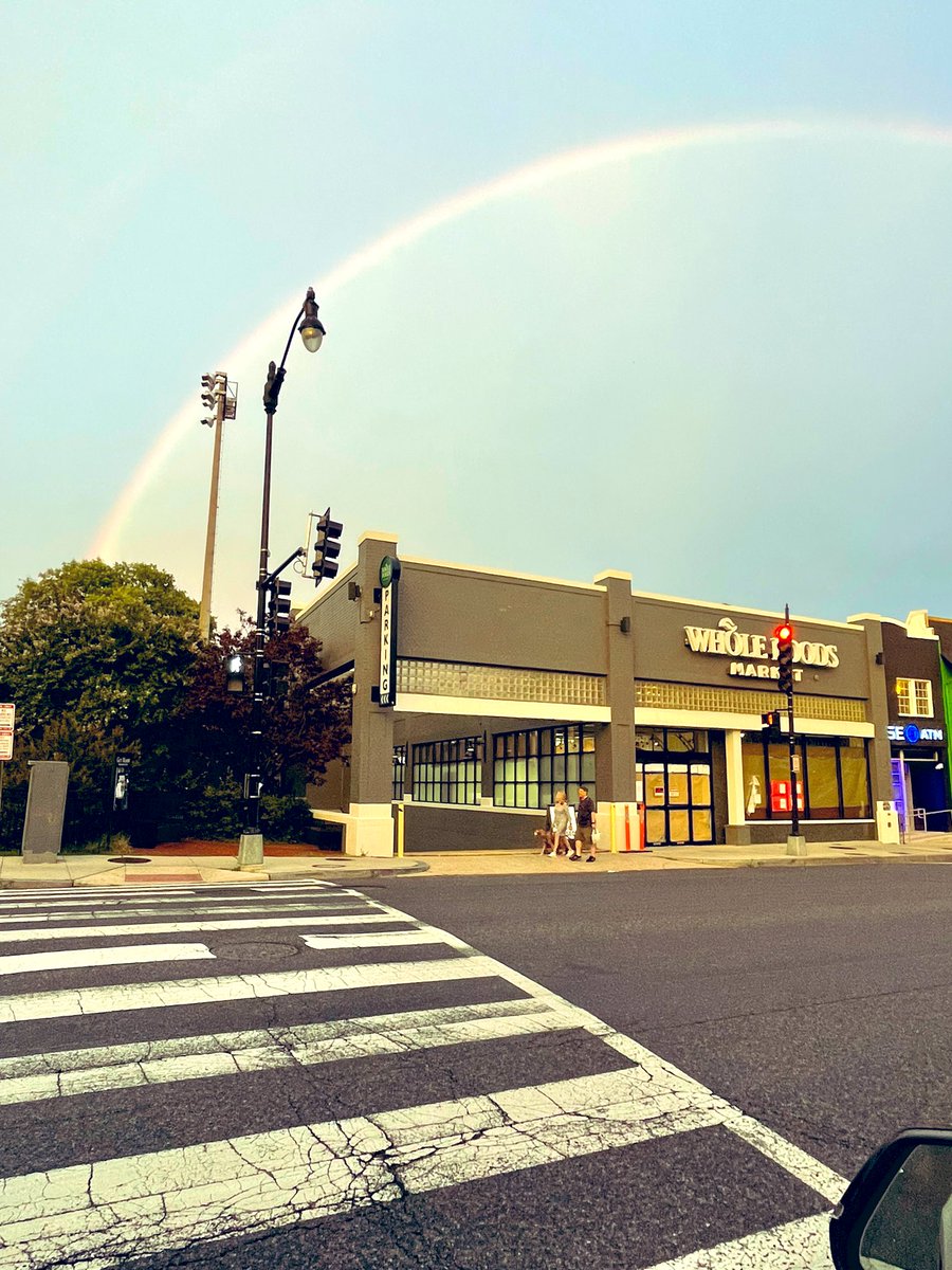 ReEnvisionGP's tweet photo. Could this be a sign?!  #lastnight @gloverpark https://t.co/Hhr50apVMr